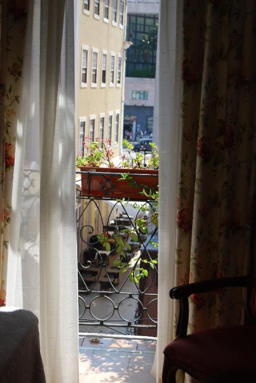 Pensao Flor Da Baixa Hotel Lisboa Quarto foto